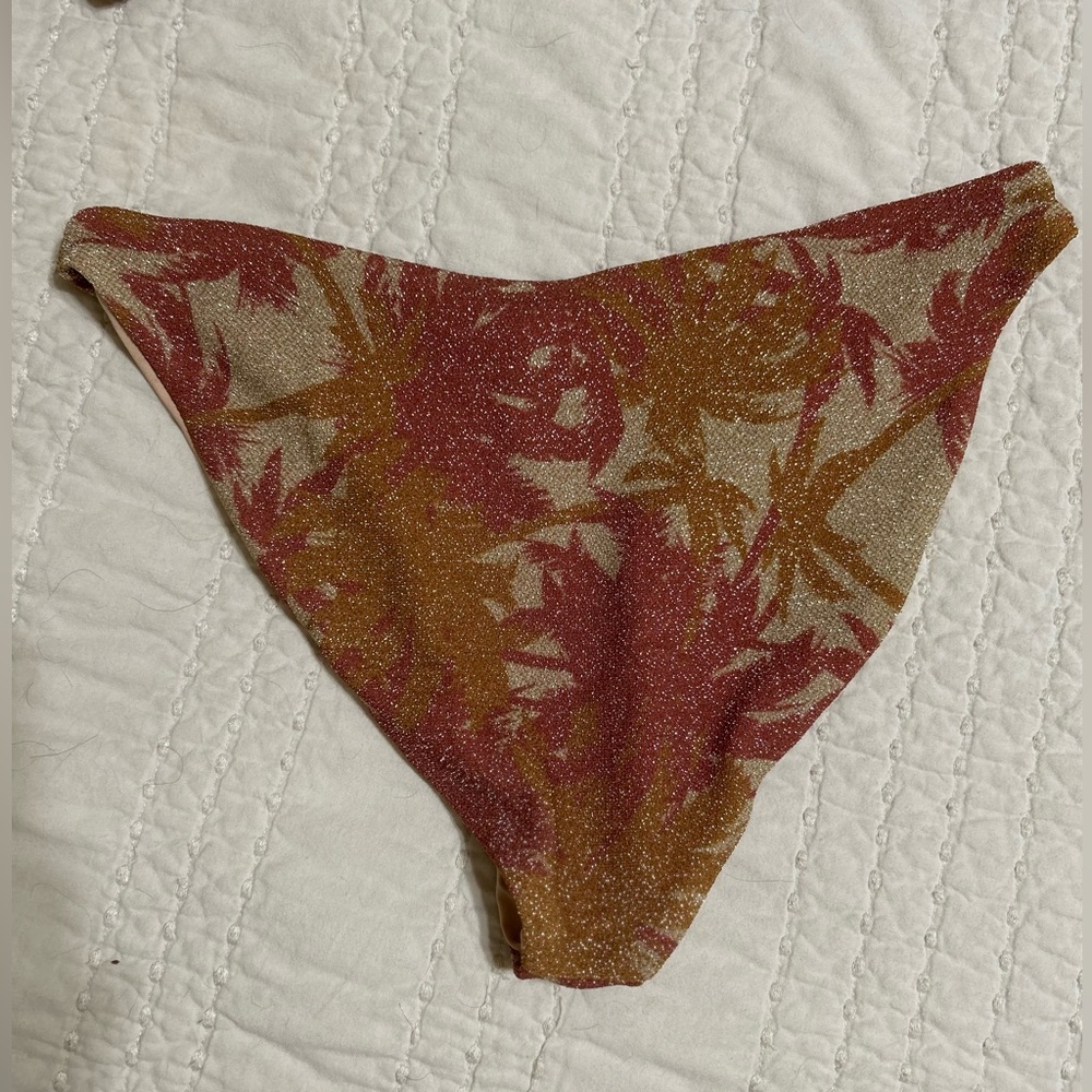 Beach Riot Bikini Bottom Large - Picture 4 of 4